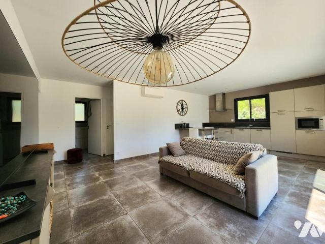 Maison vente à Carpentras, Uchaux