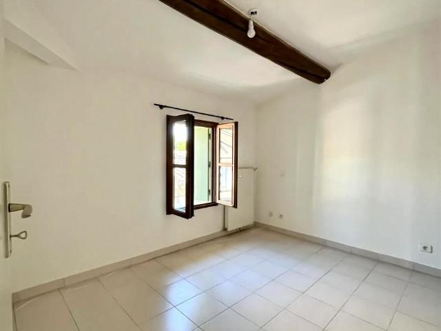 Maison vente à Nîmes, Uzès