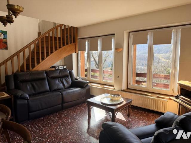 Maison vente à Nantua, Montanges