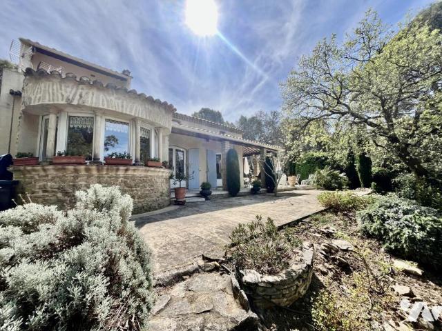 Maison vente à Nîmes, Vénéjan