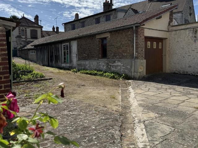 Maison vente à Senlis, Verberie
