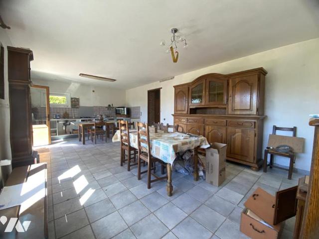 Maison vente à Cambrai, Vertain