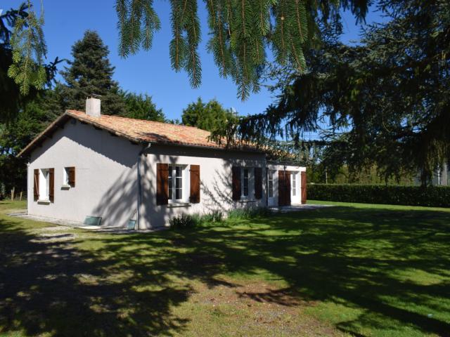Maison vente à Confolens, Villefagnan