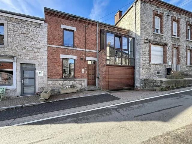 Maison vente à Treignes, Wallonie