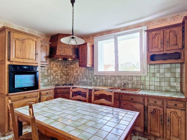 Maison vente à Vouillé, Deux-Sèvres