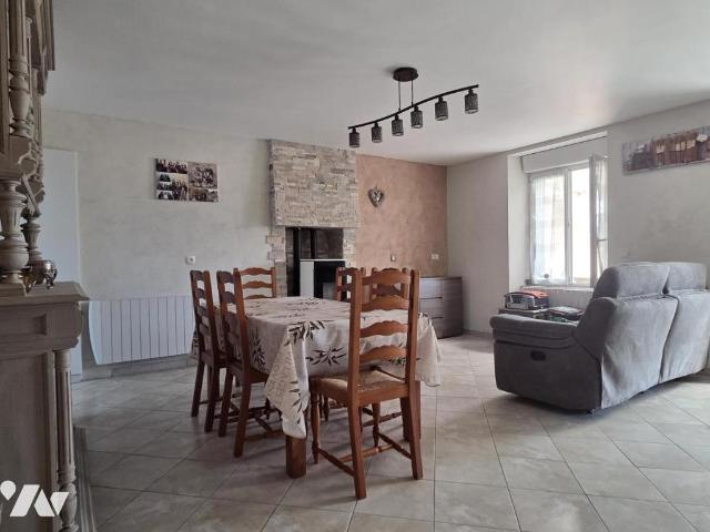 Maison vente à Mayenne, Voutré