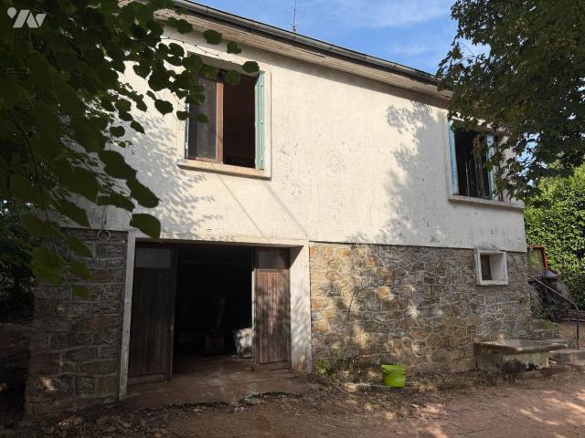 Maison vente à Ydes, Cantal