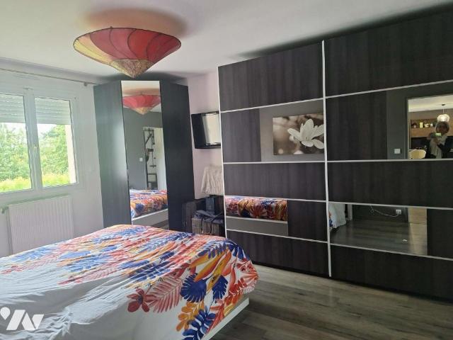 Maison vente à France métropolitaine, Yvré-l'evêque