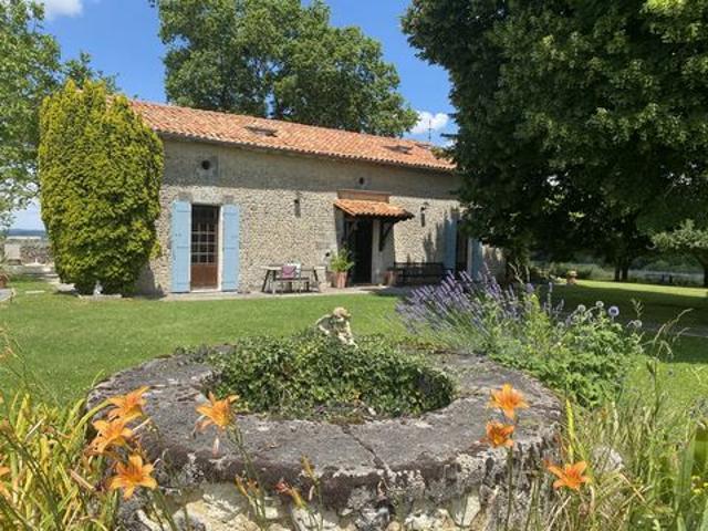 Maison vente à Aubeterre-sur-dronne, Chez Moignard