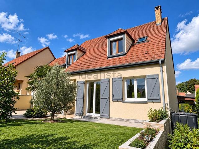Maison vente à La Garenne, Esches