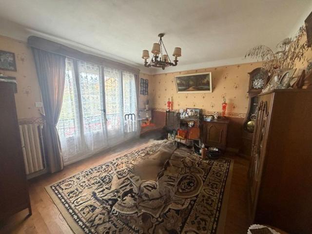 Maison vente à Beauvais, Esches