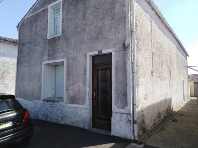 Maison vente à Rochefort, Saint-agnant