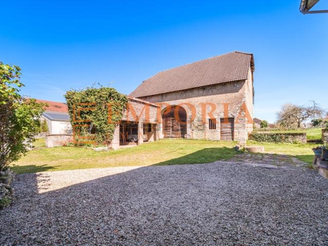 Maison vente à La Montagne, Étupes