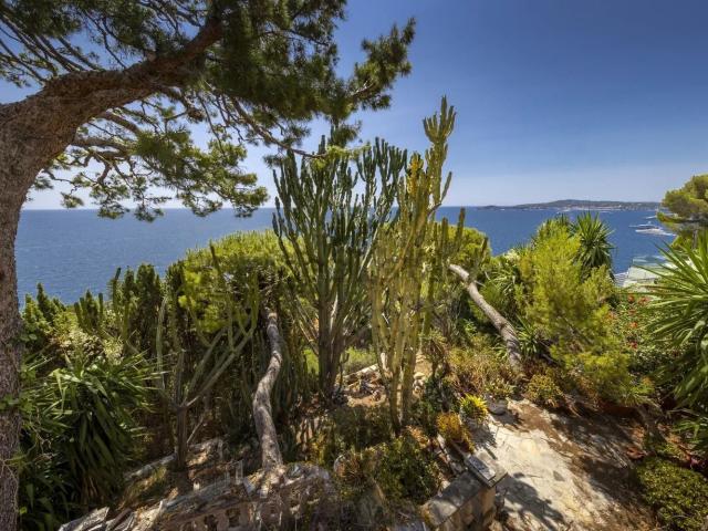 Maison vente à Èze-Bord-de-Mer, Èze
