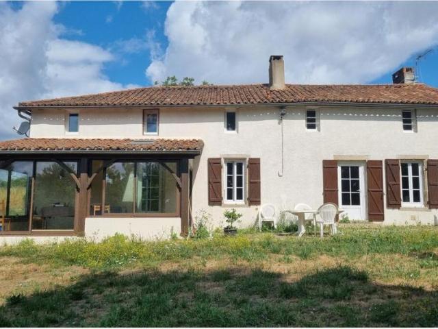 Maison vente à Bressuire, Boismé