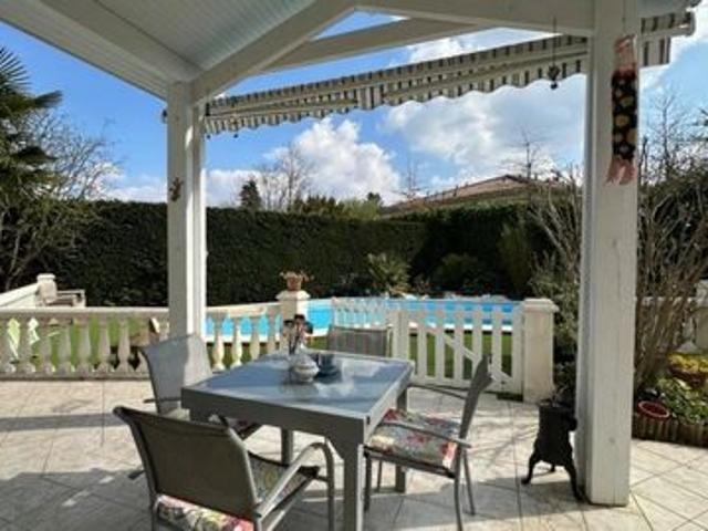 Villa vente à Le Haillan, Gironde