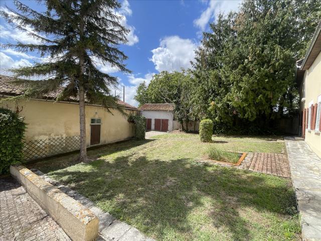 Maison vente à Le Moulin Neuf, Razines