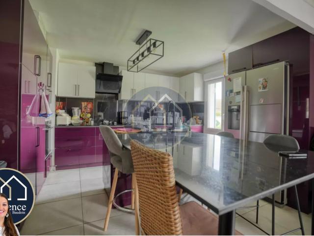 Maison vente à La Pinède, Cherisy