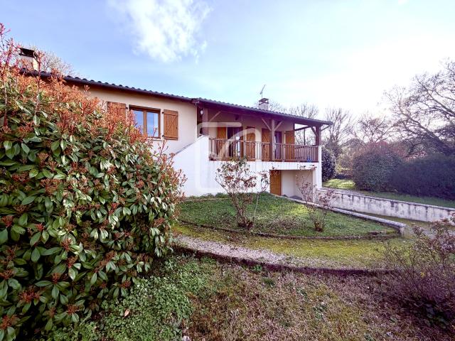Maison vente à Cahors, Cénevières