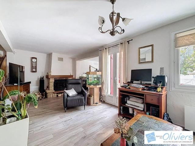 Maison vente à Versailles, Trappes