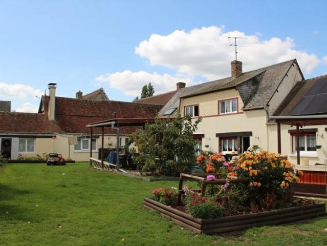 Maison vente à Bernay, Chambois