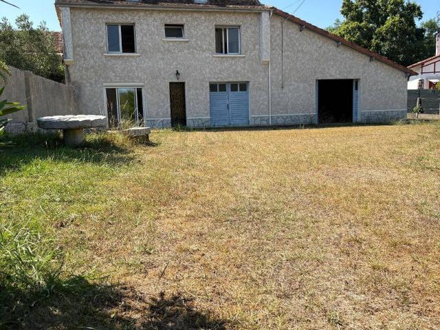 Maison vente à Puyoô