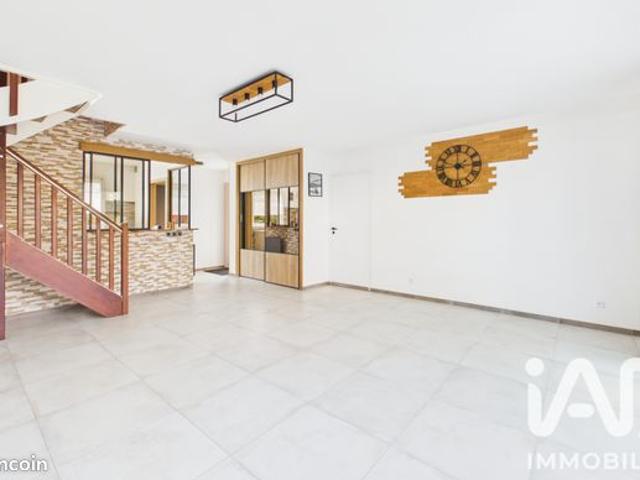 Maison vente à Évry, Lisses