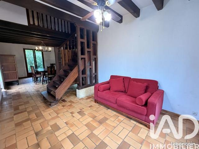 Maison vente à Oloron-Sainte-Marie, Ledeuix