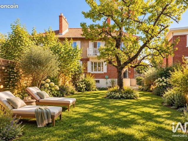 Maison vente à Suresnes, Hauts-de-Seine