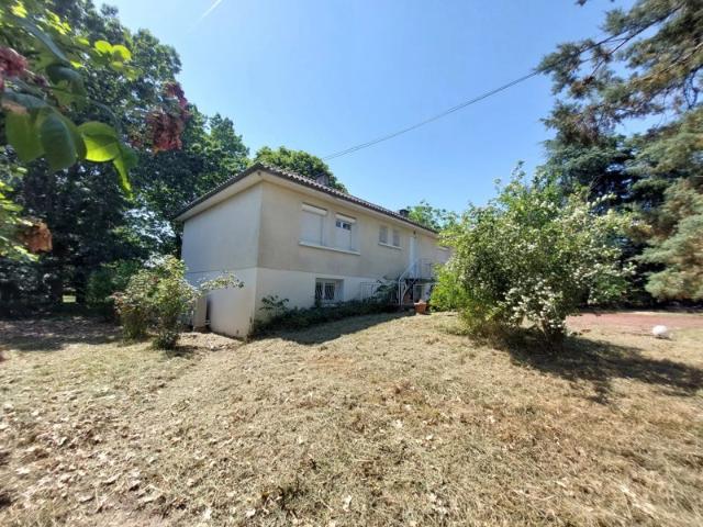 Maison vente à Poitiers, Savigny-lévescault