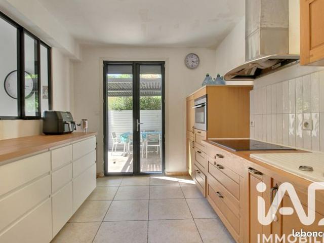 Maison vente à Aix-en-Provence, Rousset