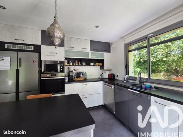 Maison vente à Mantes-la-Jolie, Houdan