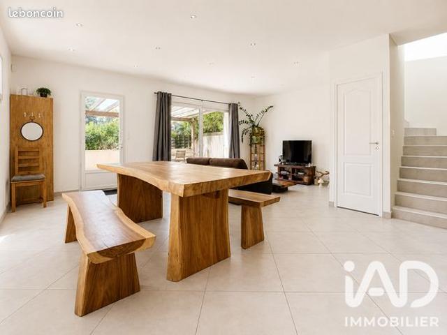 Maison vente à Arrondissement de Toulon, Toulon