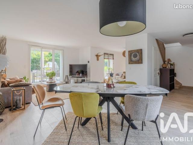 Maison vente à Magny-le-Hongre, Seine-et-Marne