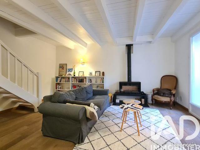 Maison vente à La Rochelle, Clavette