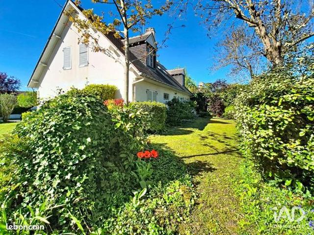 Maison vente à Saint-Germain-en-Laye, Chambourcy