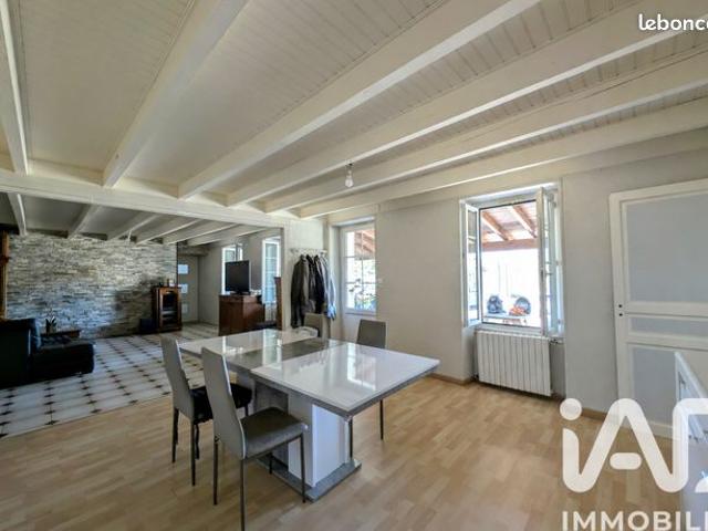 Maison vente à Cognac, Nercillac