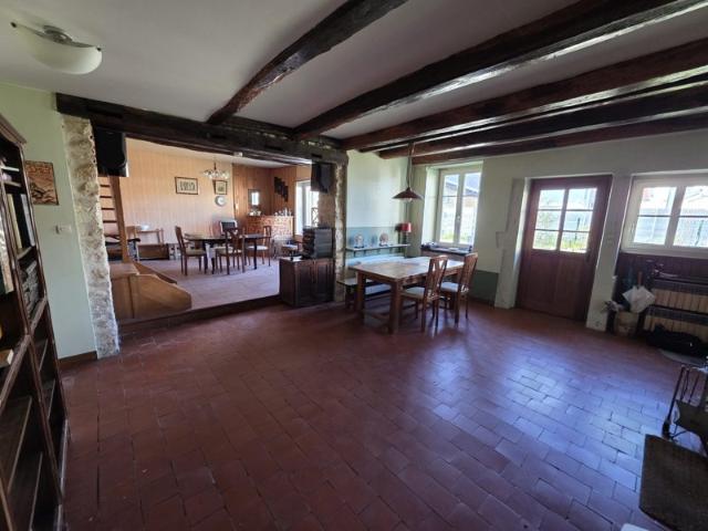 Maison vente à Dijon, Charmes