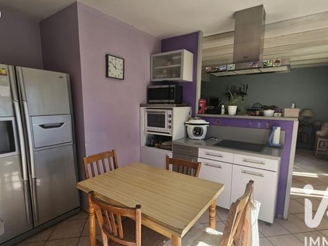 Maison vente à Melun, Guignes