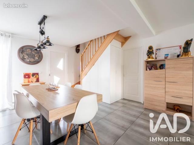 Maison vente à Le Gué-d'Alleré, Charente-Maritime