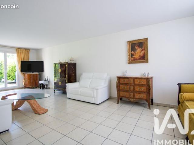 Maison vente à Avallon, Bois-d'arcy