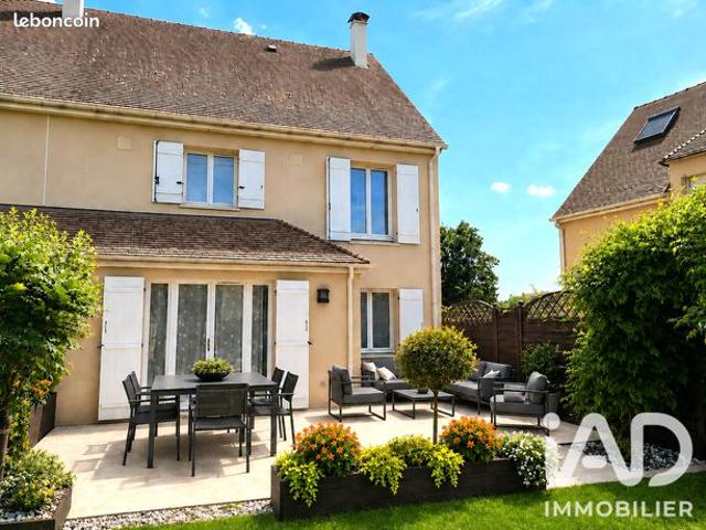 Maison vente à Mantes-la-Jolie, Houdan