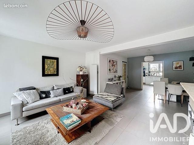 Maison vente à Nanterre, Hauts-de-Seine