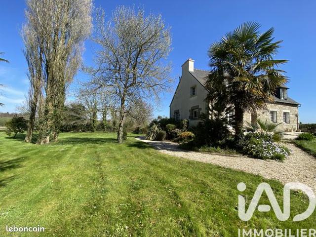 Maison vente à Guingamp, Bretagne