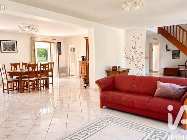 Maison vente à Meaux, Pommeuse