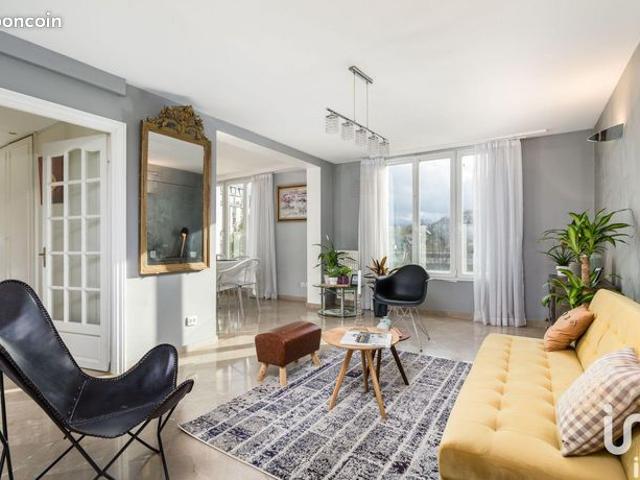 Maison vente à Paris, Île-de-France