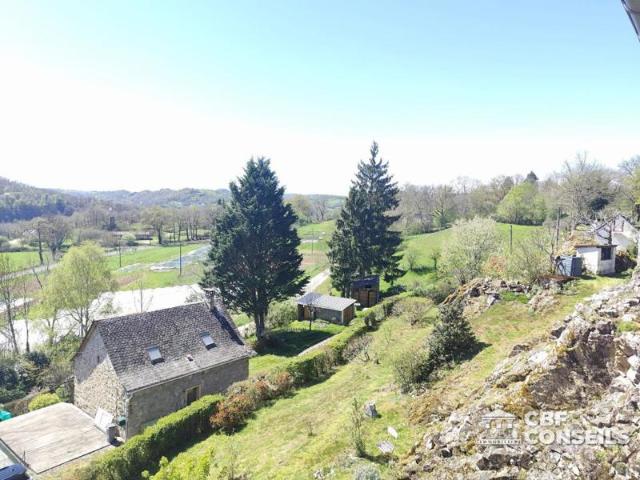 Maison vente à Mauriac, Ydes