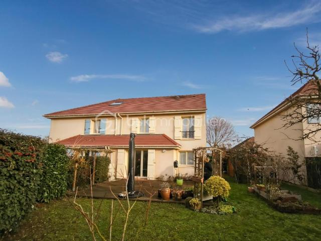 Maison vente à Meaux, Moussy-le-neuf