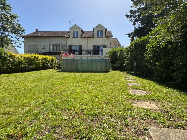 Maison vente à Évry, Petit-bourg