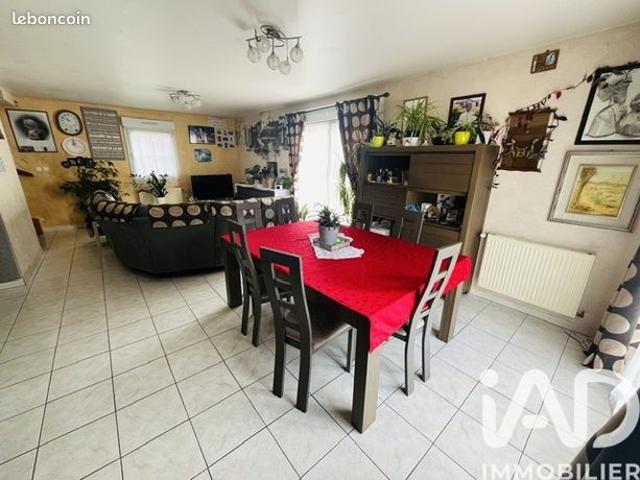 Maison vente à Vire, Roucamps